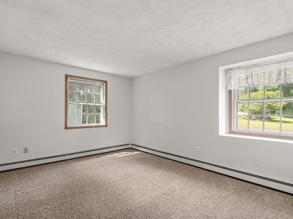16 Larnis Road, Framingham MA 01701