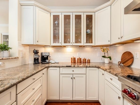 5 Tremont Pl, Peabody MA 01960