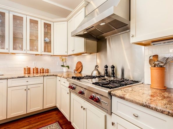 5 Tremont Pl, Peabody MA 01960