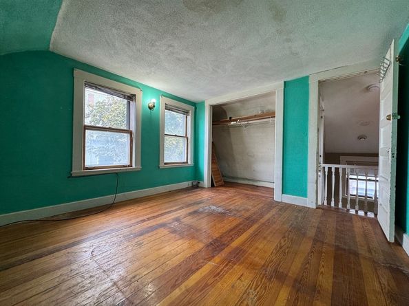 16 Pebble Ave, Winthrop MA 02152