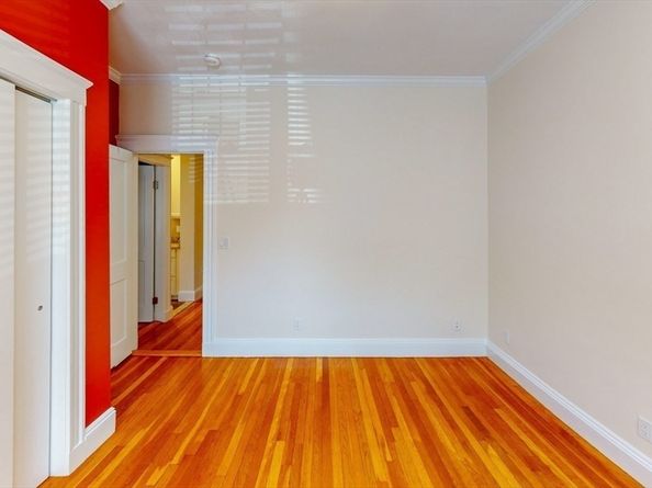 52 Babcock 1, Brookline MA 02446