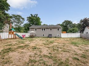 9 Jenkins Dr, Billerica MA 01862