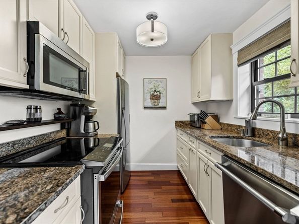 100 Main St 5, Boston MA 02129
