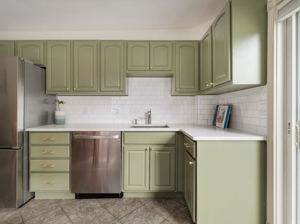 52 Victoria Street B, Somerville MA 02144