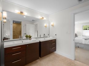 4 Knight Rd, Manchester MA 01944