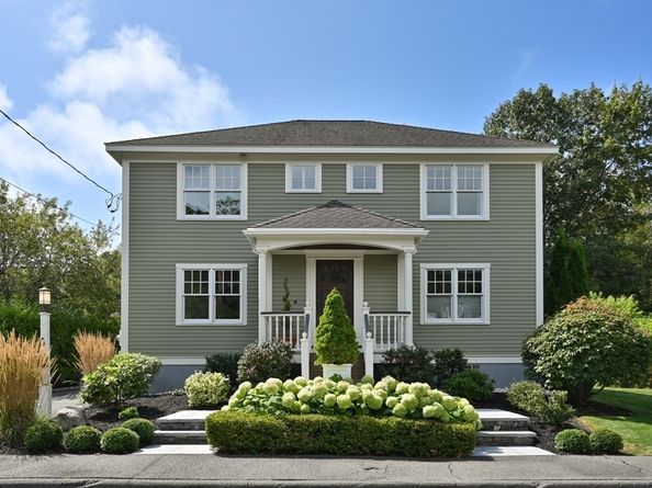 4 Knight Rd, Manchester MA 01944