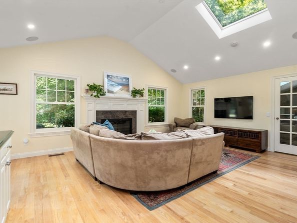54 Woodchester Dr, Weston MA 02493