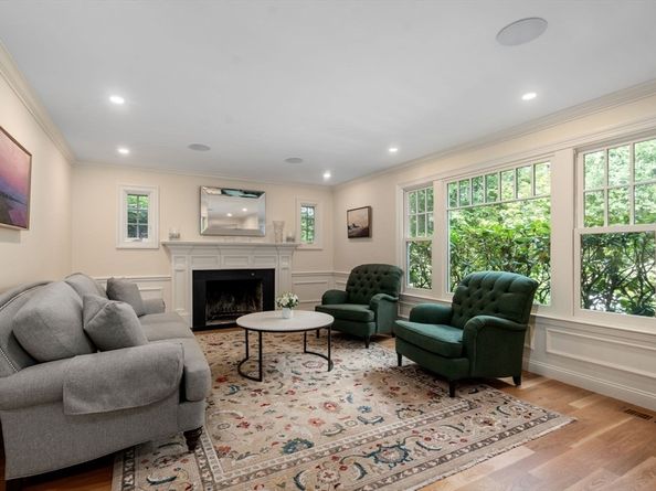 54 Woodchester Dr, Weston MA 02493