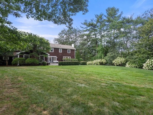54 Woodchester Dr, Weston MA 02493