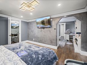 22 2nd Ave, Leominster MA 01453