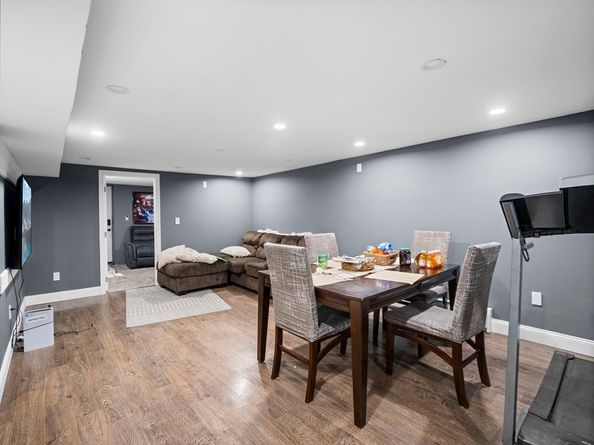 22 2nd Ave, Leominster MA 01453