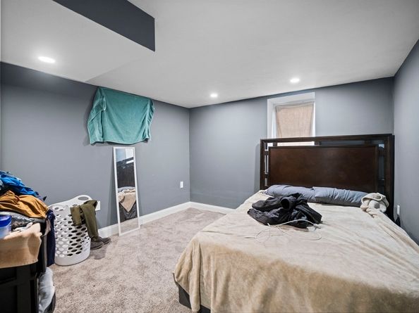 22 2nd Ave, Leominster MA 01453