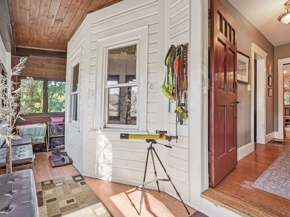 28 Gordon Rd, Medford MA 02155