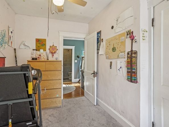 28 Gordon Rd, Medford MA 02155