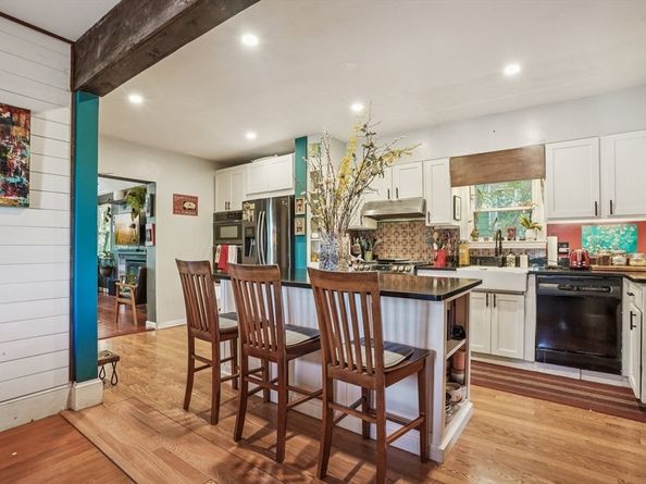 28 Gordon Rd, Medford MA 02155