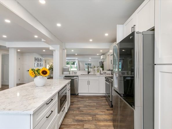 4 Hanover Street, Newbury MA 01951