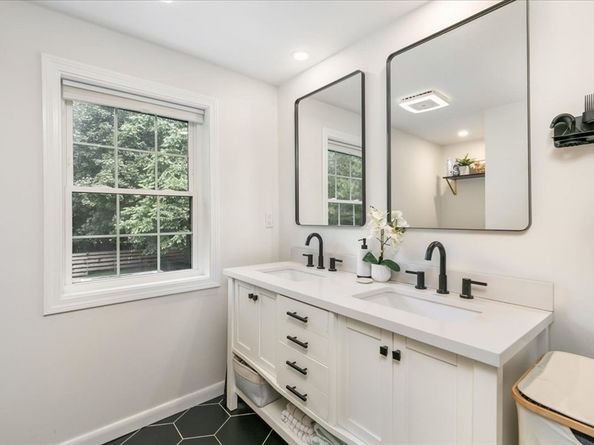 4 Hanover Street, Newbury MA 01951