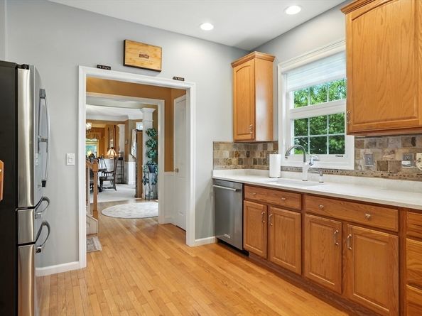 43 Champlain Circle, Plymouth MA 02360