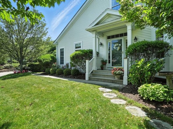 43 Champlain Circle, Plymouth MA 02360