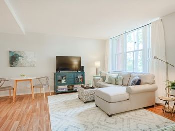51 Pettee St