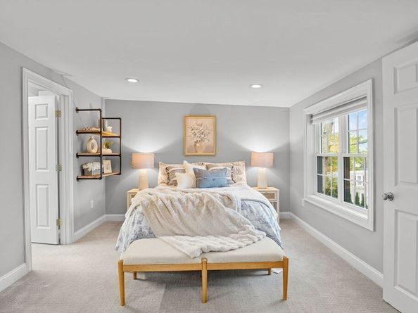 27 Warren St 1, Newburyport MA 01950
