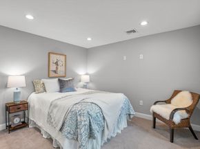 27 Warren St 1, Newburyport MA 01950