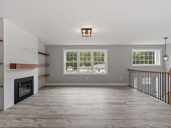 44 Bel Air Dr., Fitchburg MA 01420