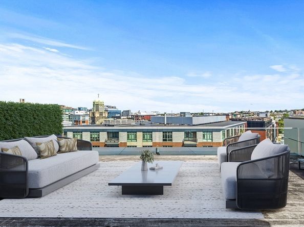 141 Dorchester Ave U:616, Boston MA 02127