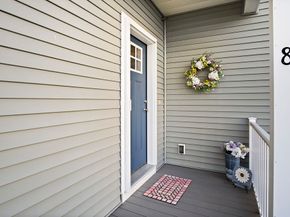 8 Winning Farm Rd 8, Woburn MA 01801