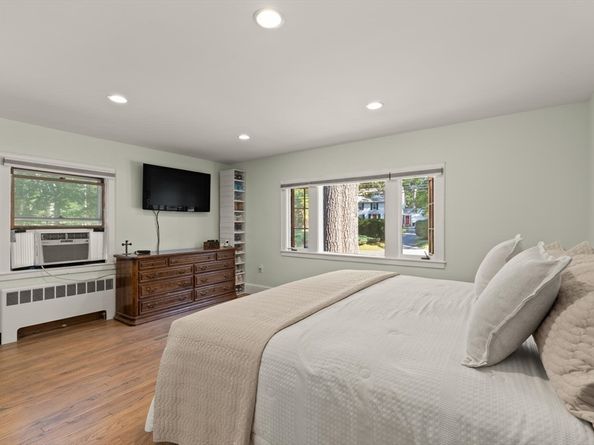 182 Westford St, Chelmsford MA 01824