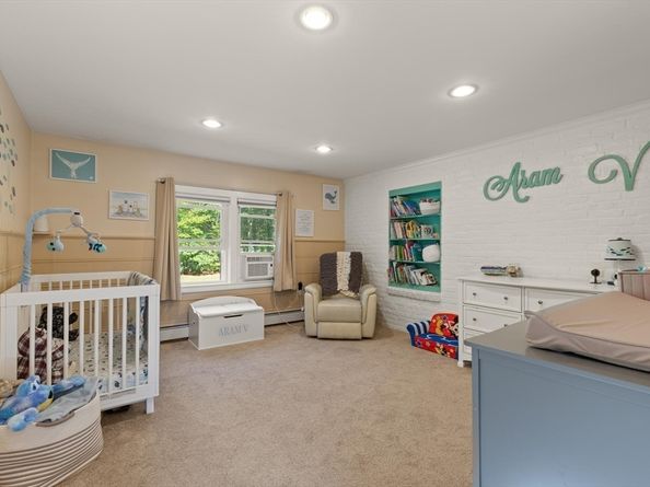 182 Westford St, Chelmsford MA 01824