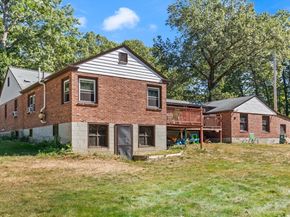 182 Westford St, Chelmsford MA 01824