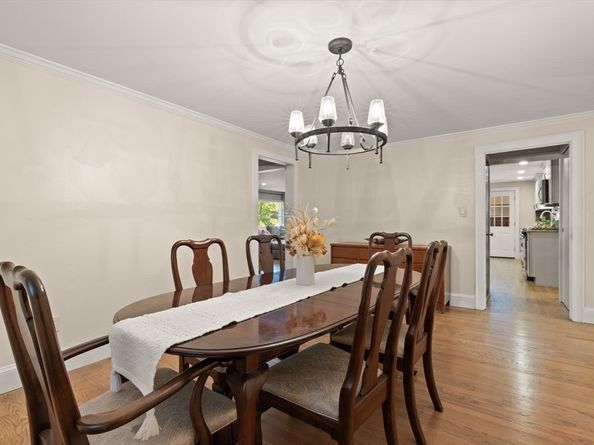 182 Westford St, Chelmsford MA 01824