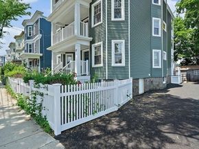 32 Gibson 3, Boston MA 02122