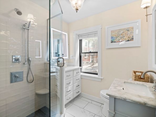 504 Medford St, Boston MA 02129