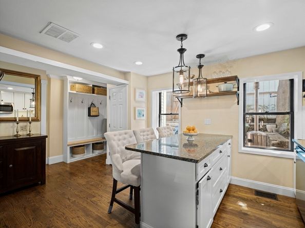 504 Medford St, Boston MA 02129