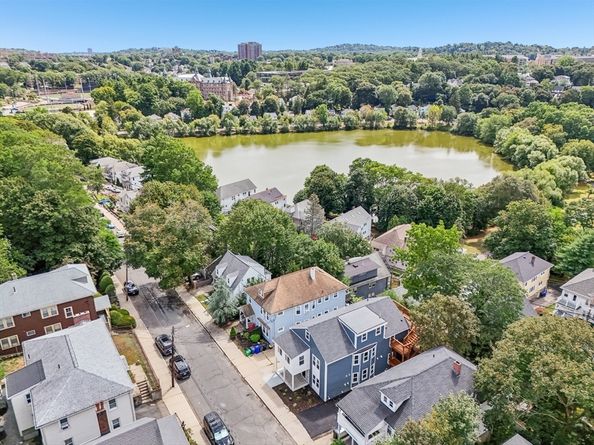 32 Larch 32, Boston MA 02135