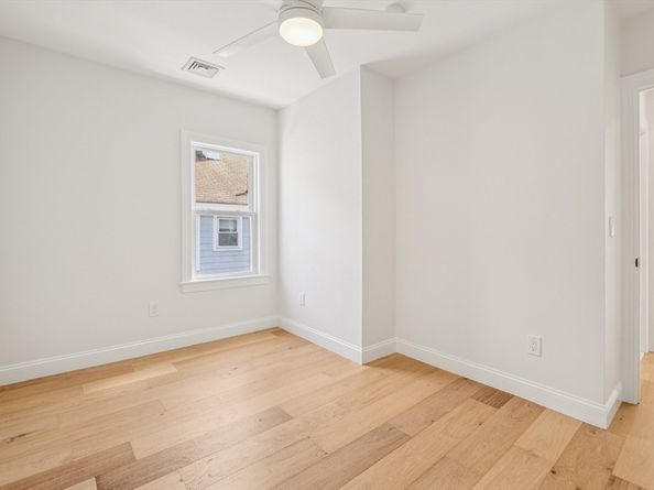 32 Larch 32, Boston MA 02135