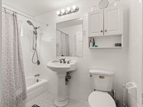 48R Tappan Pl, Everett MA 02149
