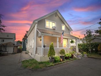 48R Tappan Pl