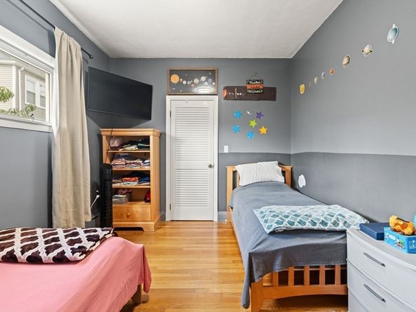 48R Tappan Pl, Everett MA 02149