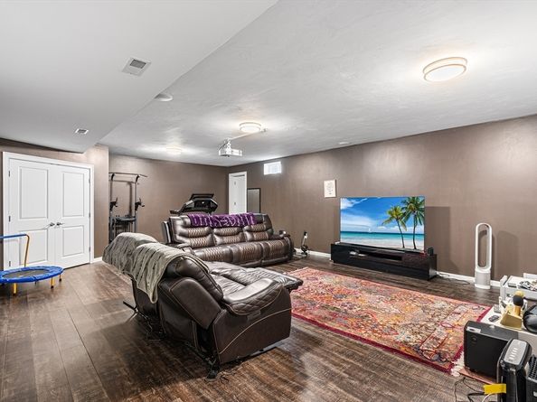29 Paine, Boston MA 02131
