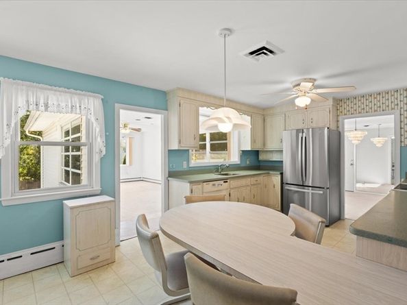 48 North Belcher Ave, Brockton MA 02301