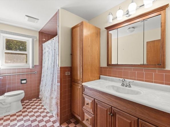 48 North Belcher Ave, Brockton MA 02301