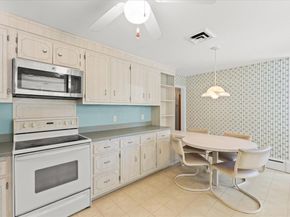 48 North Belcher Ave, Brockton MA 02301