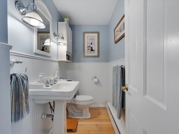38 Old Powder House Rd, Lakeville MA 02347