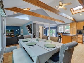 38 Old Powder House Rd, Lakeville MA 02347