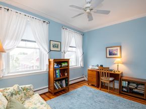 48 Essex St 7, Salem MA 01970