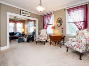48 Essex St 7, Salem MA 01970
