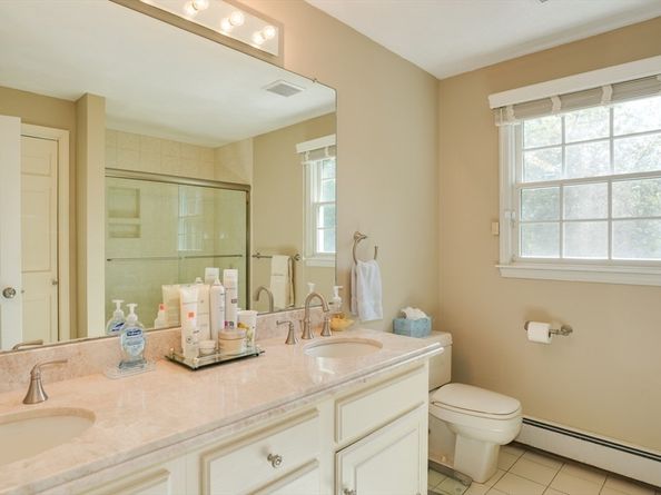 7 Andrews Street, Westborough MA 01581